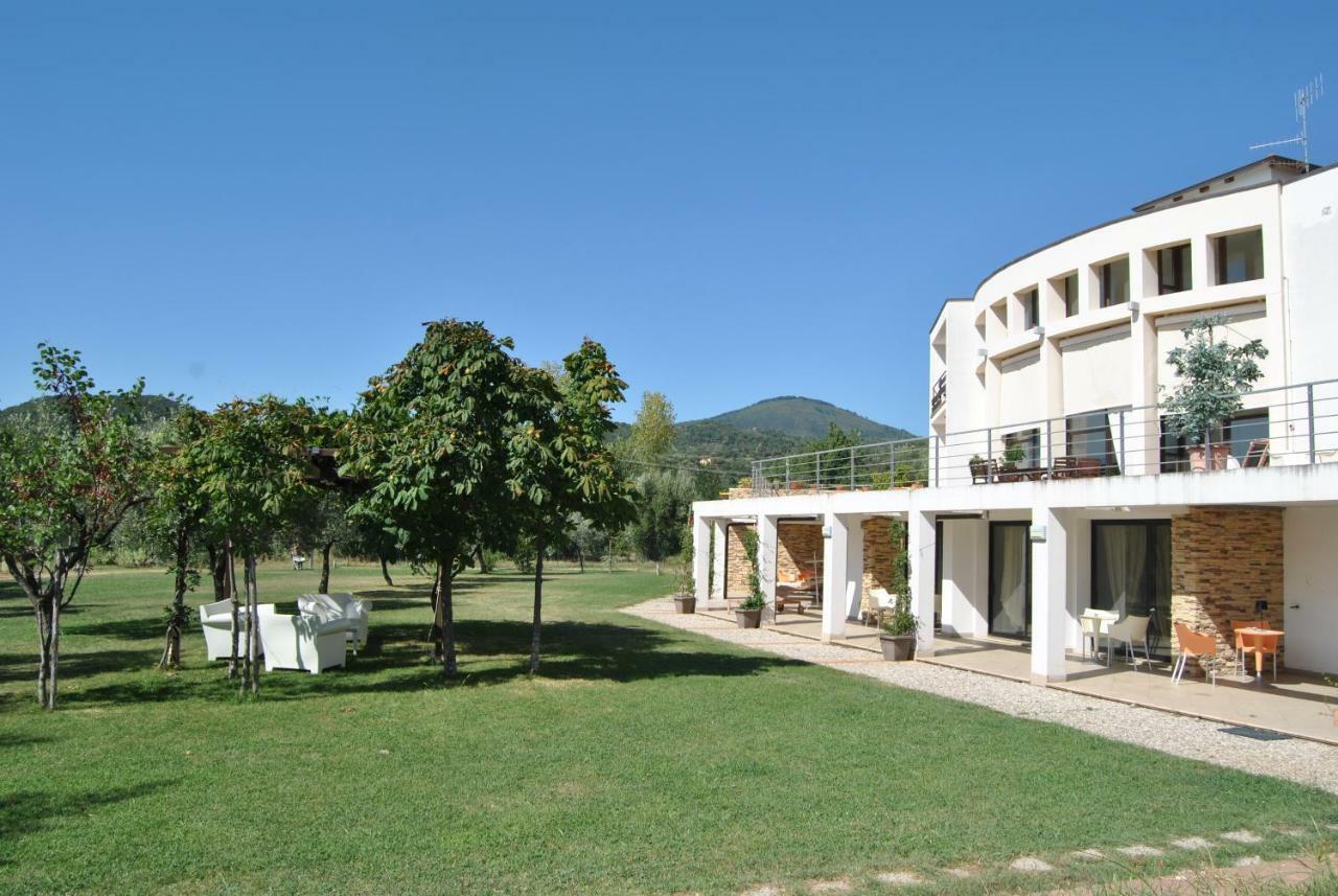 瓦洛-德拉卢卡尼亚Corbezzolo住宿加早餐旅馆 外观 照片